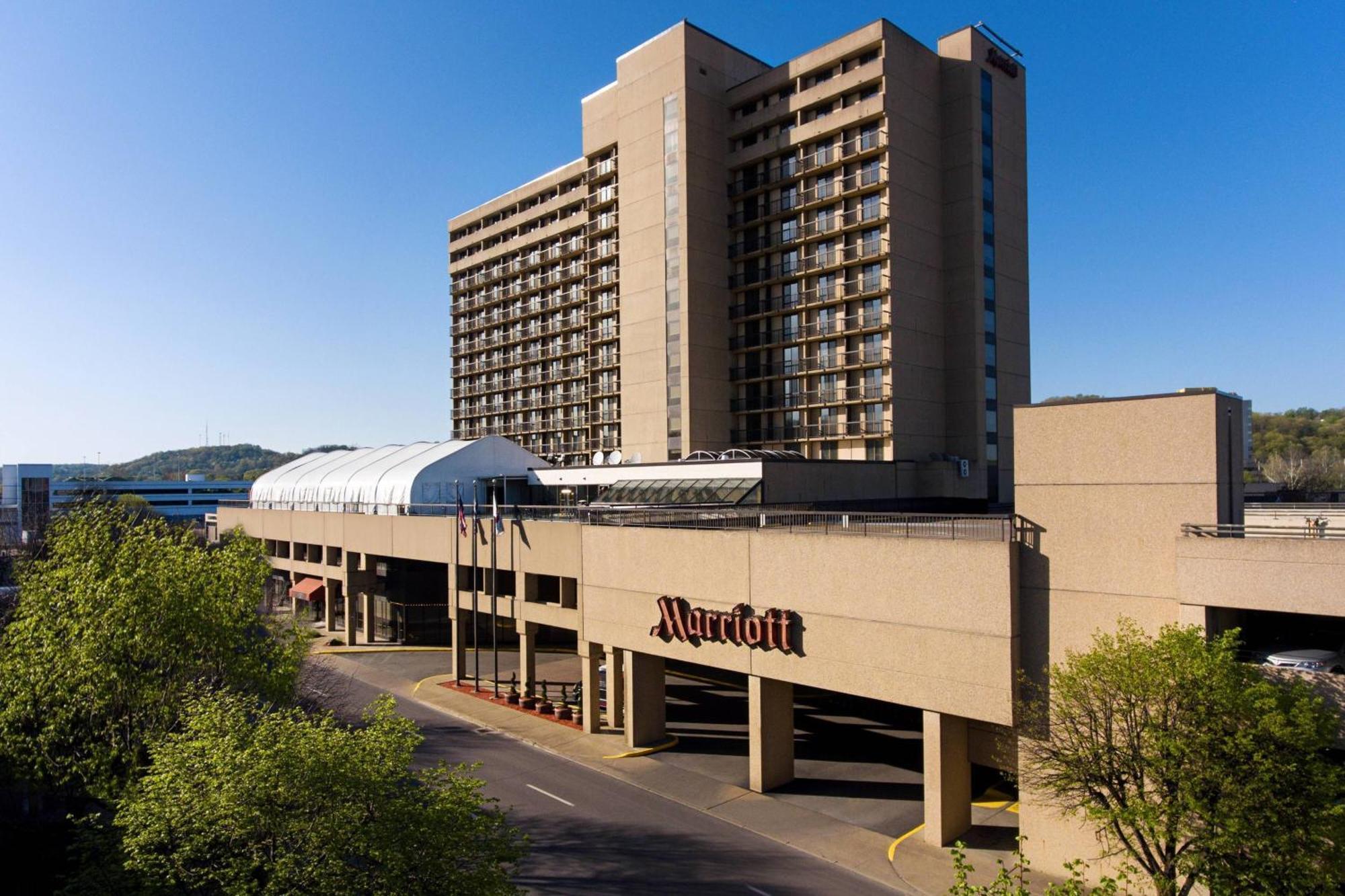 Charleston Marriott Town Center Hotel Exterior photo